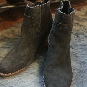 Dolce Vita ankle shoes